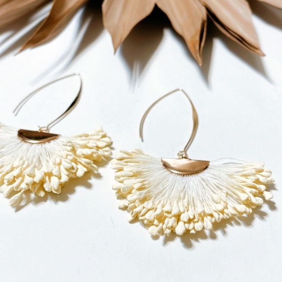 Flower statement earrings #916 - Picture 2 of 3